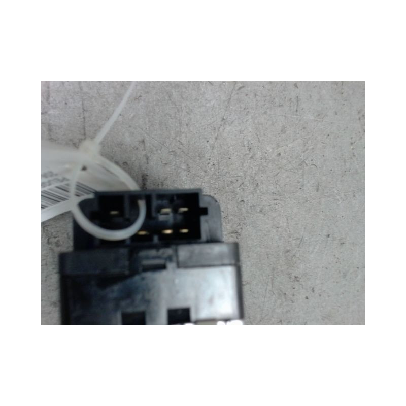 COMMANDE LEVE-GLACE PORTE AVG PEUGEOT 206+ 2009-