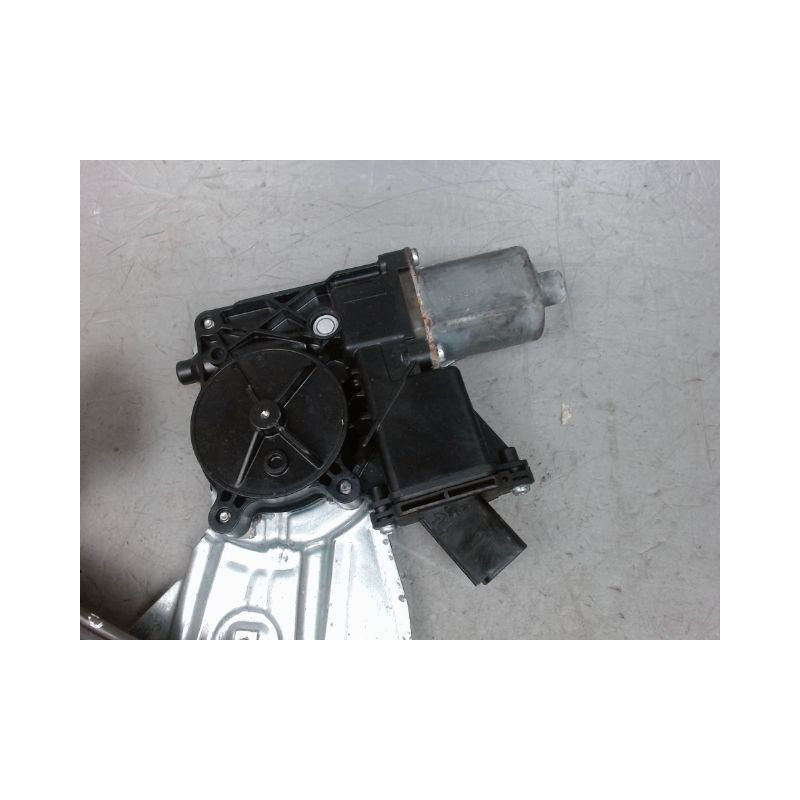 MECANISME+MOTEUR LEVE-GLACE AVANT DROIT OPEL MERIVA
