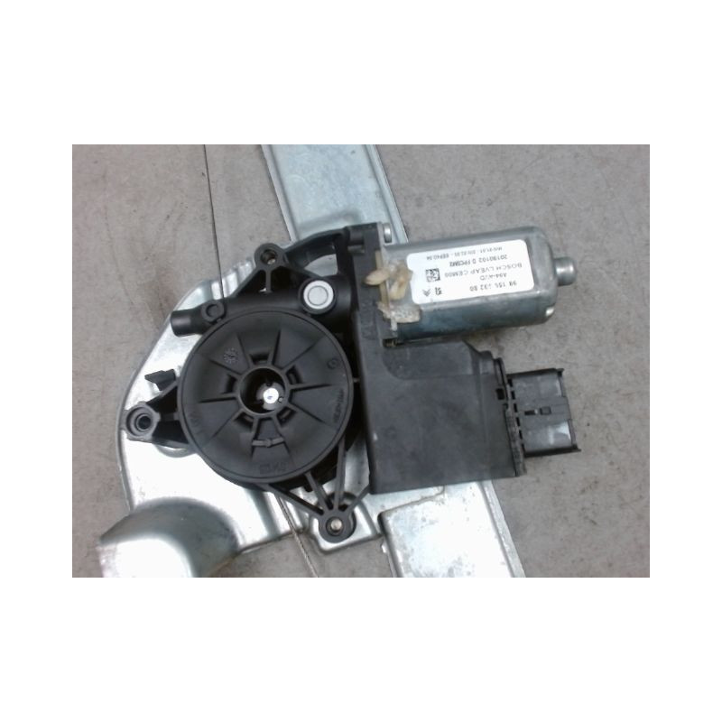 MECANISME+MOTEUR LEVE-GLACE AVANT DROIT PEUGEOT 2008