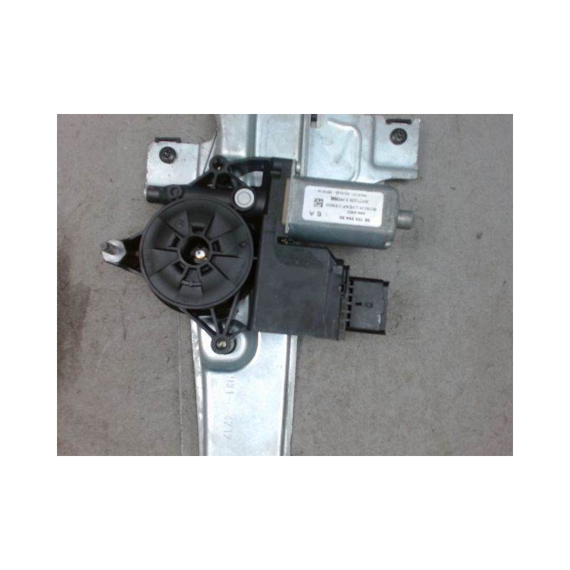 MECANISME+MOTEUR LEVE-GLACE ARRIERE DROIT PEUGEOT 2008