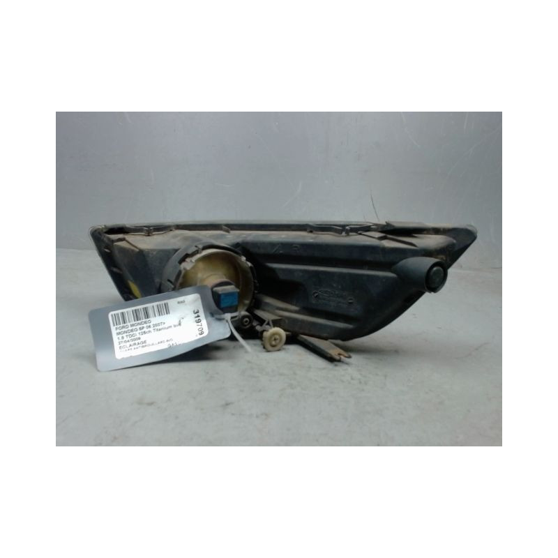 PHARE ANTIBROUILLARD AVANT DROIT FORD MONDEO 2007-