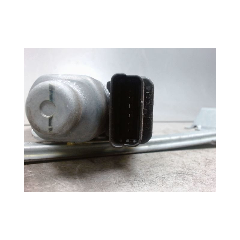 MECANISME+MOTEUR LEVE-GLACE ARRIERE DROIT RENAULT SCENIC II PH.2 06-09
