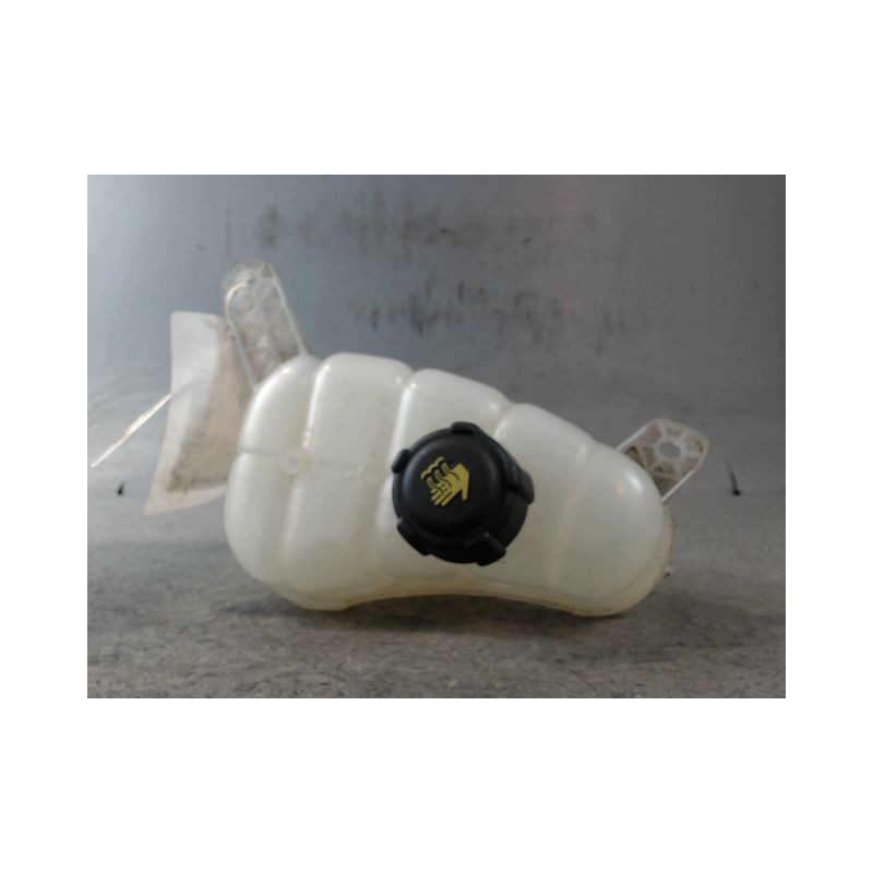 VASE EXPANSION NISSAN NV200