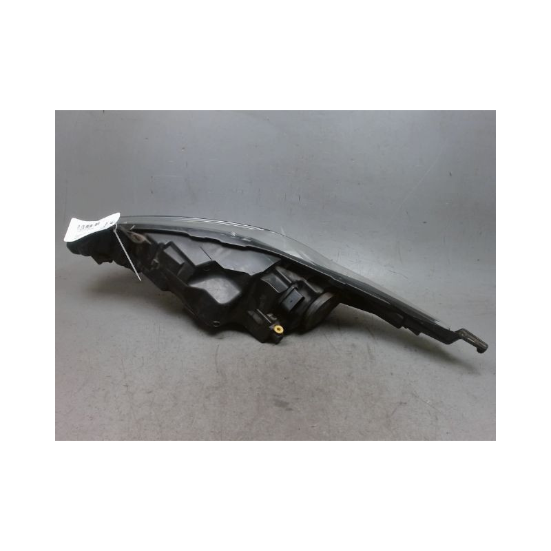 PHARE DROIT FORD FIESTA 2005-