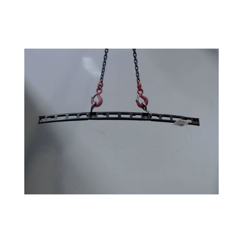 SUPPORT CENTRAL PARE-CHOC ARRIERE  VOLKSWAGEN POLO 2009-