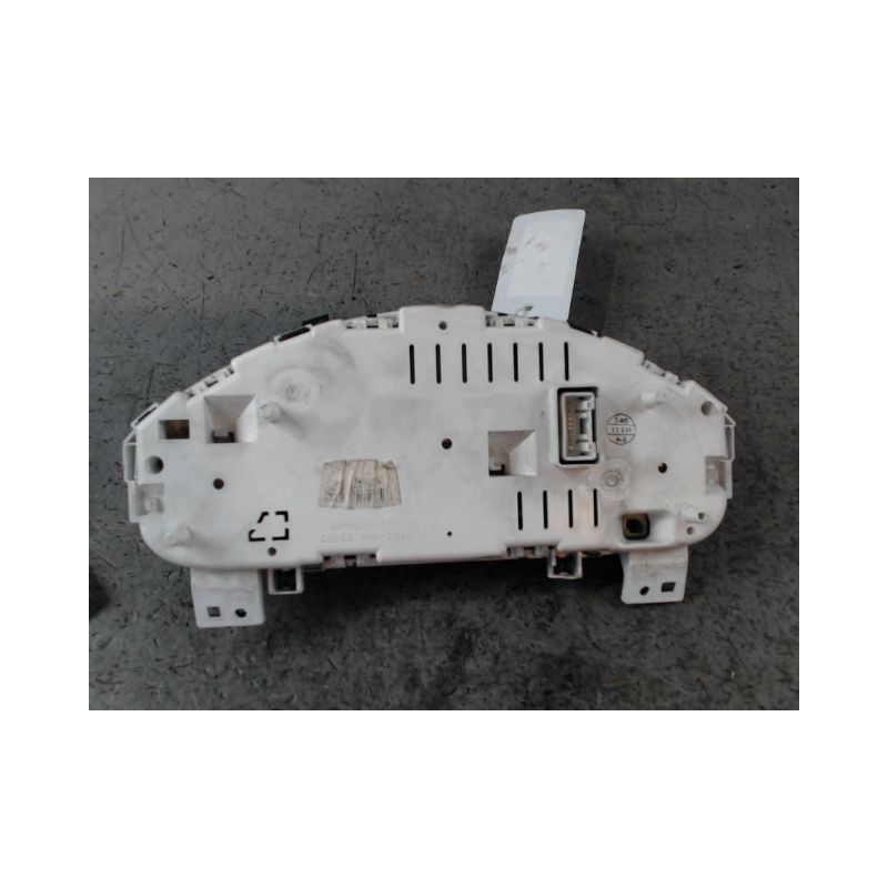 BLOC COMPTEURS MITSUBISHI COLT CZ 2005-