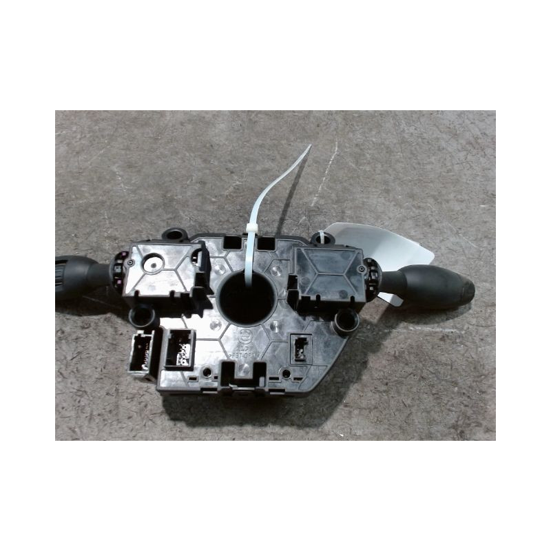 BLOC COMMODOS MINI MINI 2010-