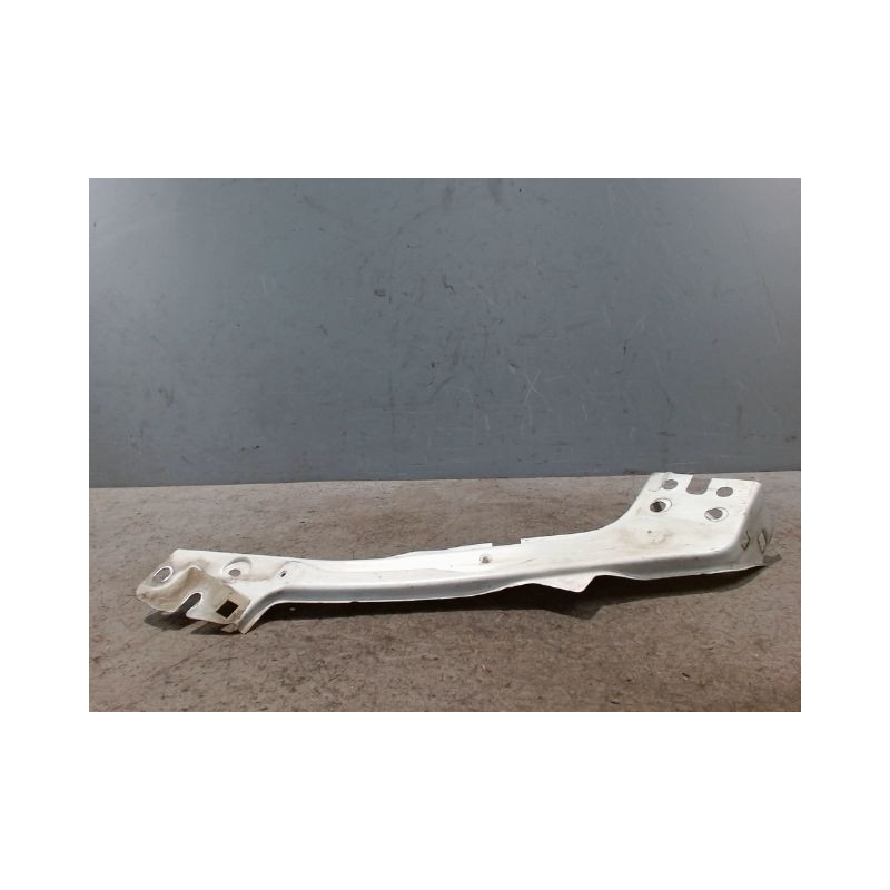 TOLE PORTE PHARE DROIT CITROEN JUMPY TOLE 2004-