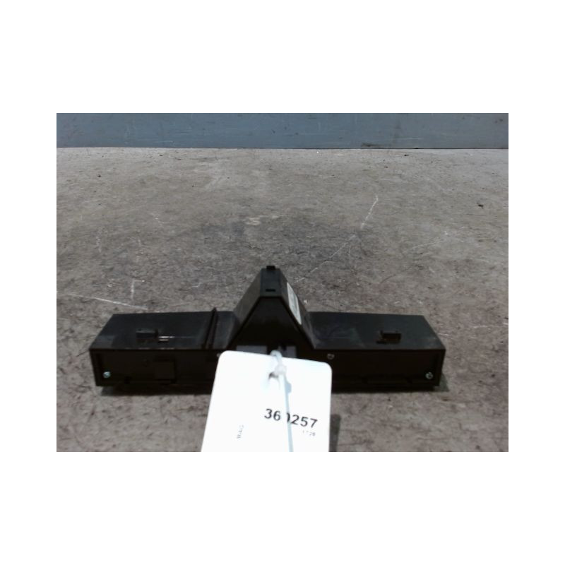 BOUTON DE WARNING OPEL CORSA 2010-