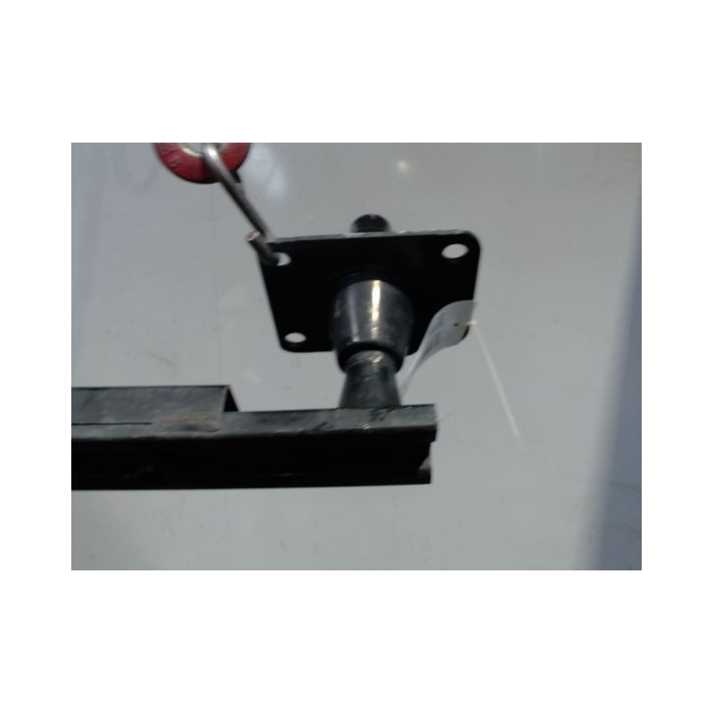 RENFORT PARE-CHOC AVANT PEUGEOT 5008 2009-