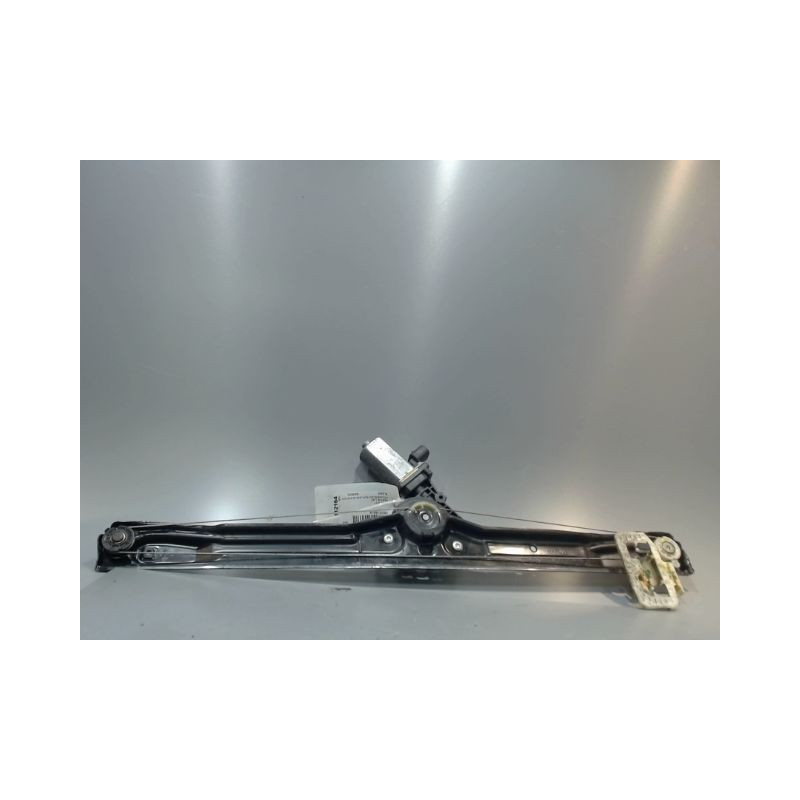 MECANISME+MOTEUR LEVE-GLACE AVANT DROIT IVECO 35S18