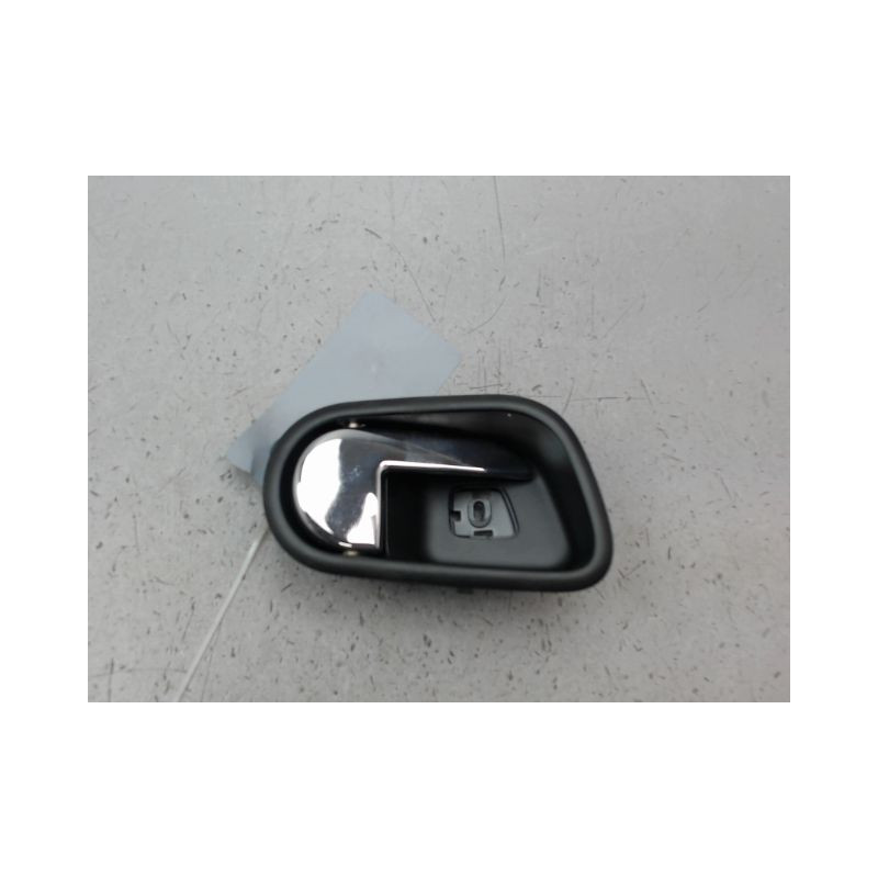 POIGNEE INTERIEURE PORTE AVANT DROIT FORD KA+