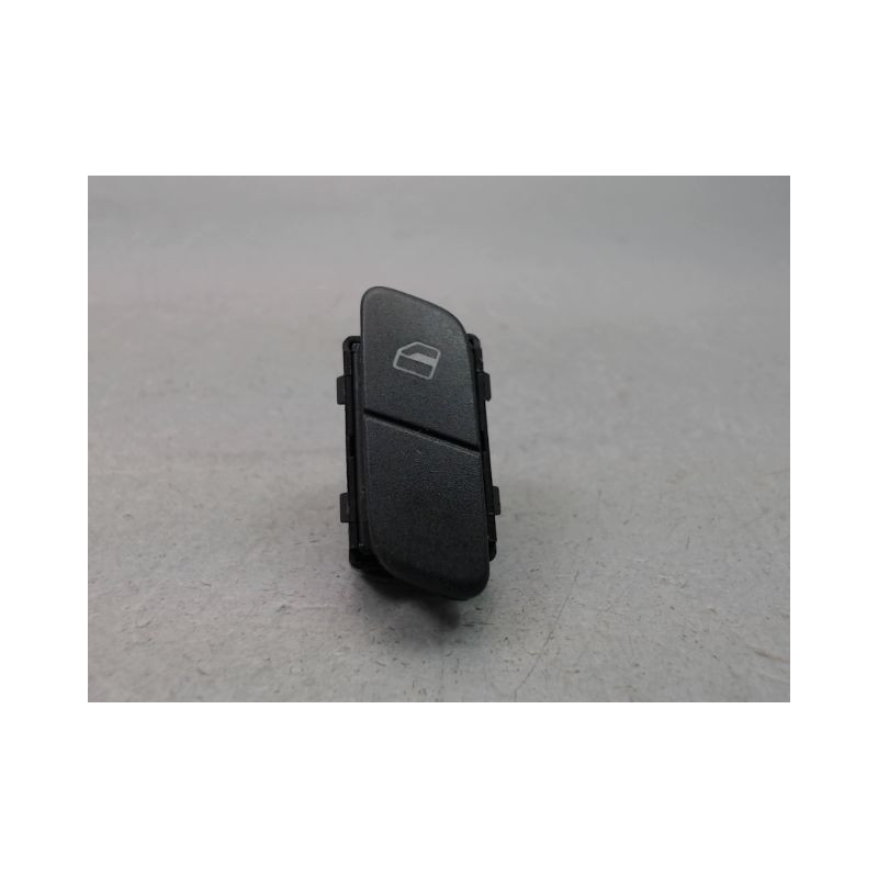 COMMANDE LEVE-GLACE PORTE AVD VOLKSWAGEN POLO IV Phase 2 (9N) 2005-2009