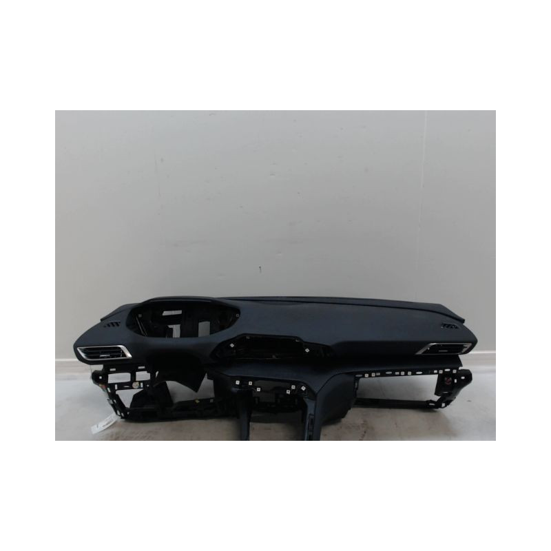 PLANCHE DE BORD  PEUGEOT 5008 2009-