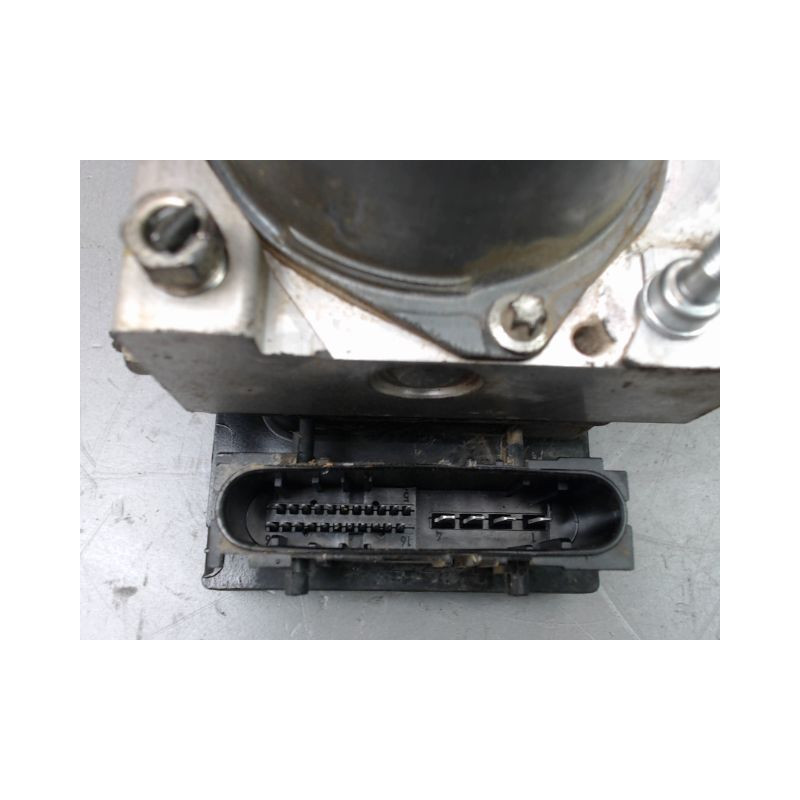 UNITE HYDRAULIQUE ABS ISUZU D-MAX