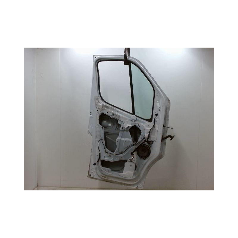 PORTE AVANT GAUCHE NISSAN NV400