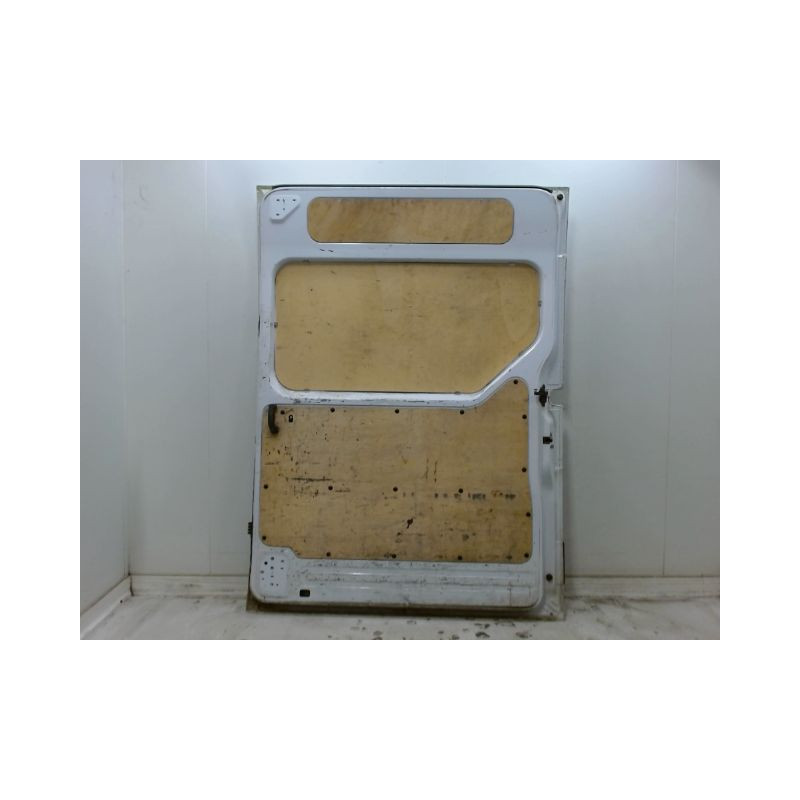 PORTE COULISSANTE DROITE NISSAN NV400