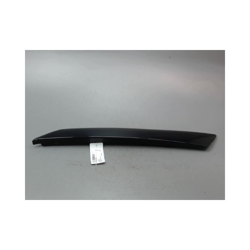ELARGISSEUR AILE AVANT DROIT SKODA FABIA 2007-