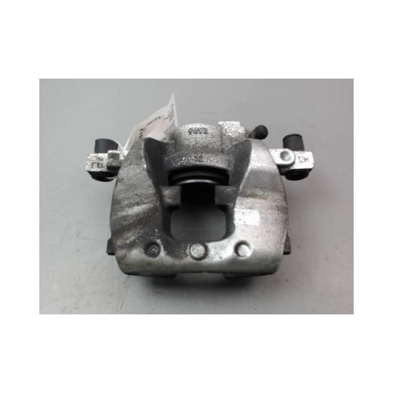 ETRIER DE FREIN AVANT GAUCHE DACIA DUSTER 2010-