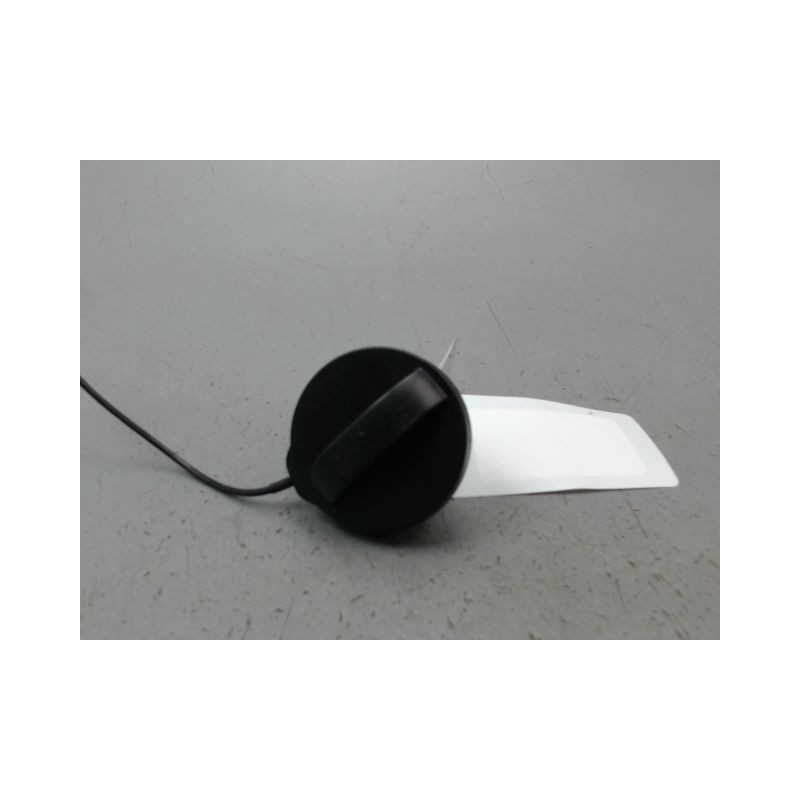 BOUCHON RESERVOIR A CARBURANT PEUGEOT 208 2012-...