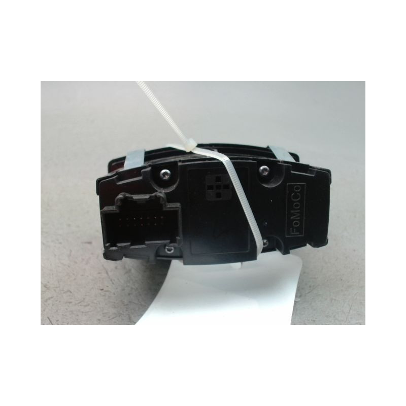 INTERIEUR COMMANDE PHARES FORD KA+