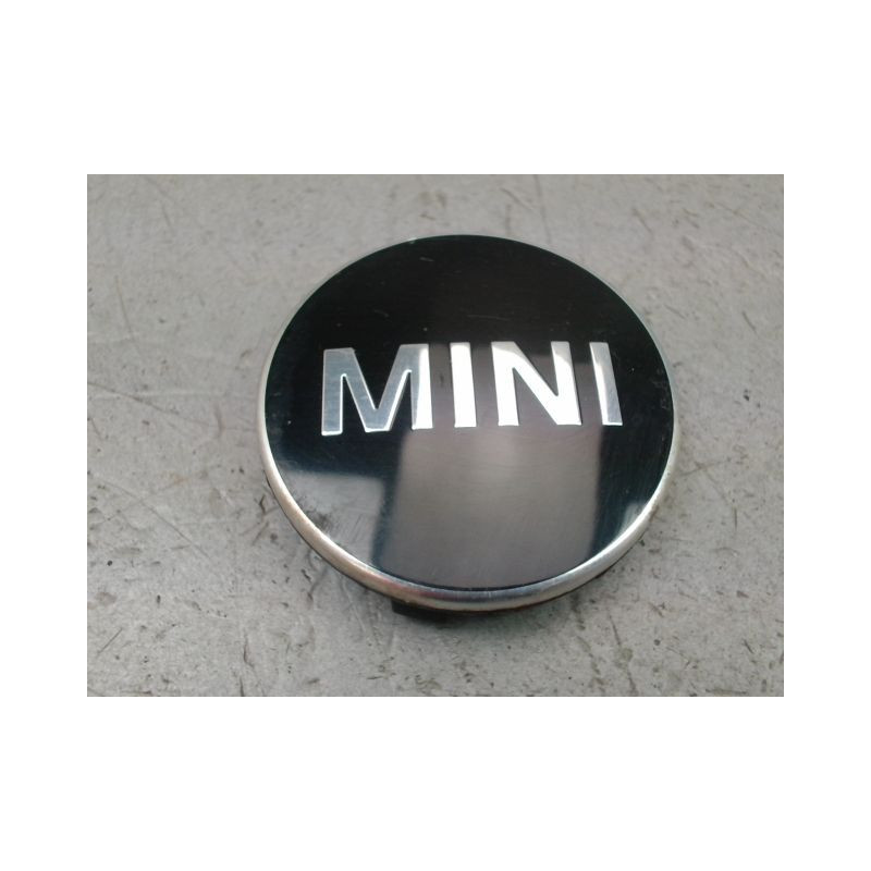 ENJOLIVEUR DE ROUE MINI MINI 2010-
