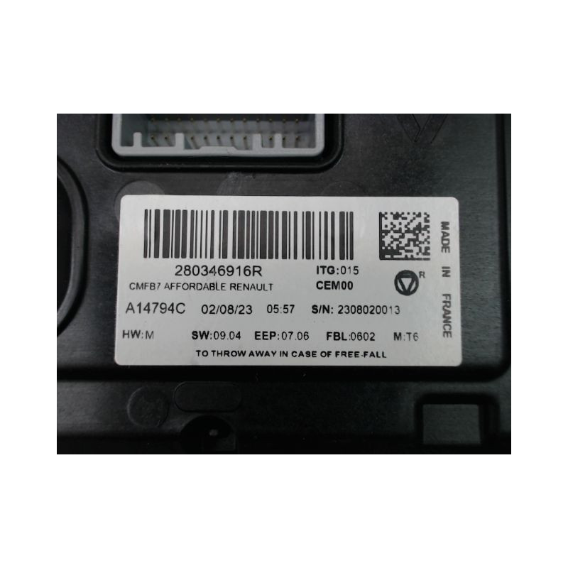 ECRAN GPS RENAULT CLIO