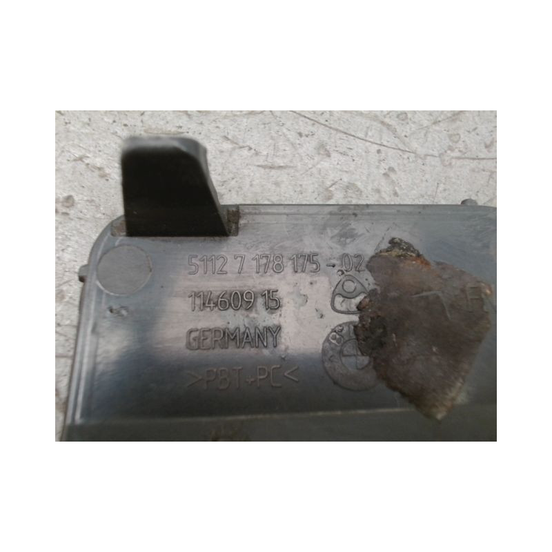 OBTURATEUR COUVRE CROCHET DE BOUCLIER AR BMW SERIE 5 (E60) 2003-