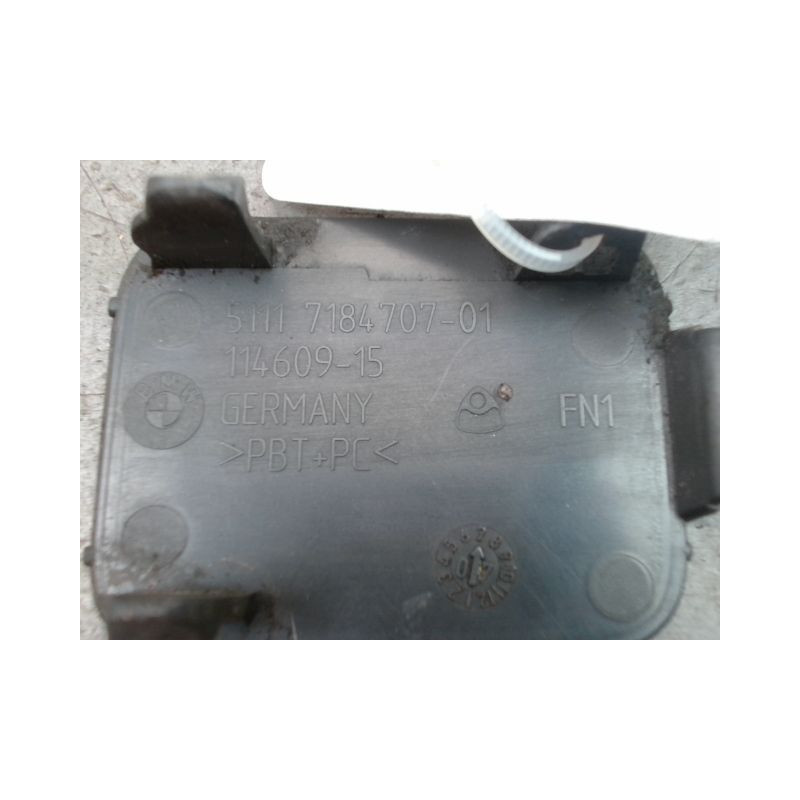 OBTURATEUR COUVRE CROCHET DE BOUCLIER AV BMW SERIE 5 (E60) 2003-