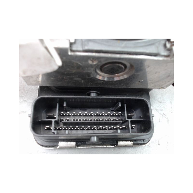 UNITE HYDRAULIQUE ABS SUZUKI SWIFT