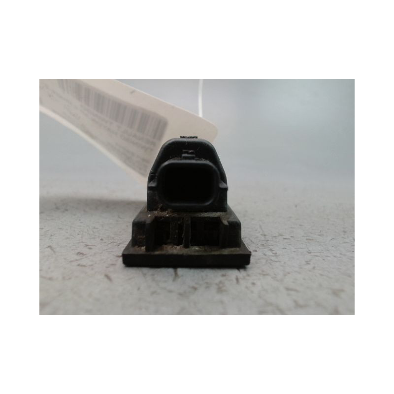 ECLAIREUR PLAQUE DE POLICE DROIT RENAULT TWINGO II Phase 2 2011-2014