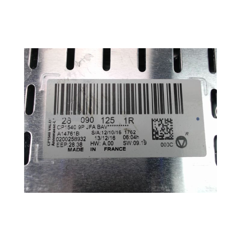 ECRAN GPS RENAULT SCENIC
