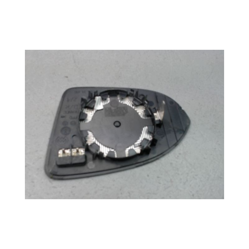 GLACE RETROVISEUR EXT D VOLKSWAGEN PASSAT SW 2005-