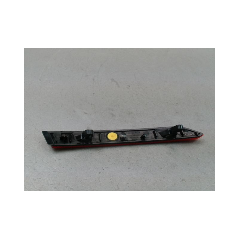 CATADIOPTRE ARD VOLKSWAGEN PASSAT SW 2005-