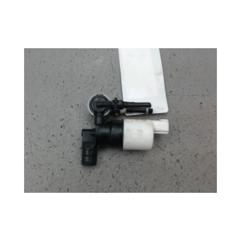 POMPE LAVE-GLACE AVANT FORD C-MAX