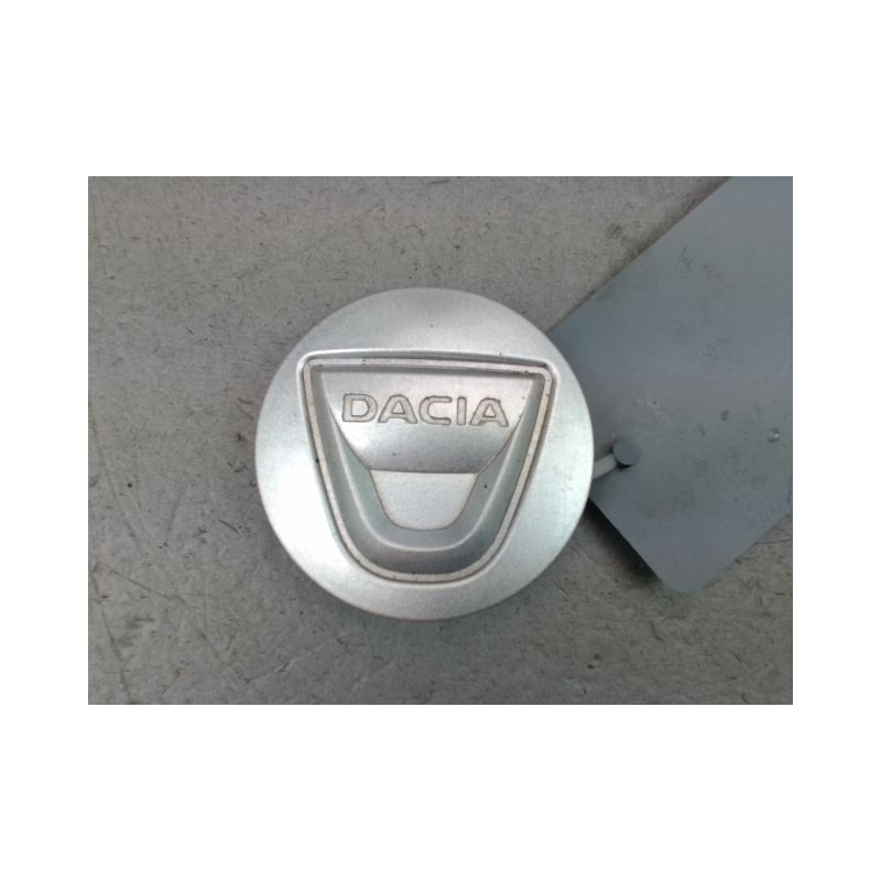 ENJOLIVEUR DE ROUE DACIA LODGY BREAK 2012-...