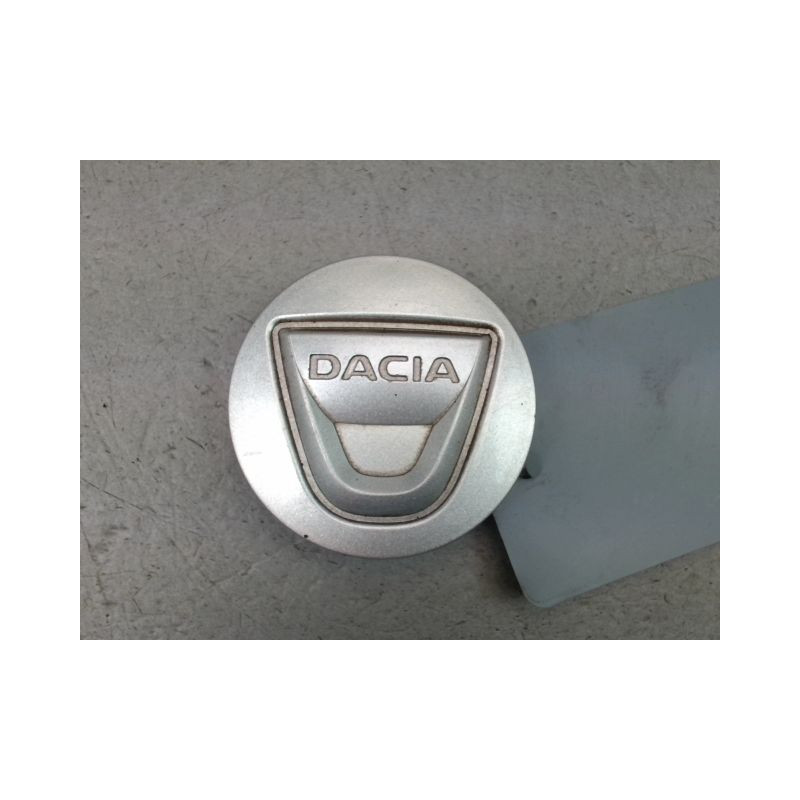 ENJOLIVEUR DE ROUE DACIA LODGY BREAK 2012-...