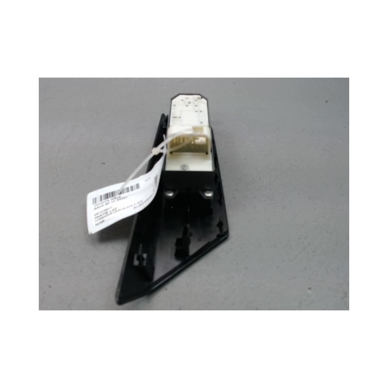 COMMANDE LEVE-GLACE PORTE AVG TOYOTA RAV4 2003-