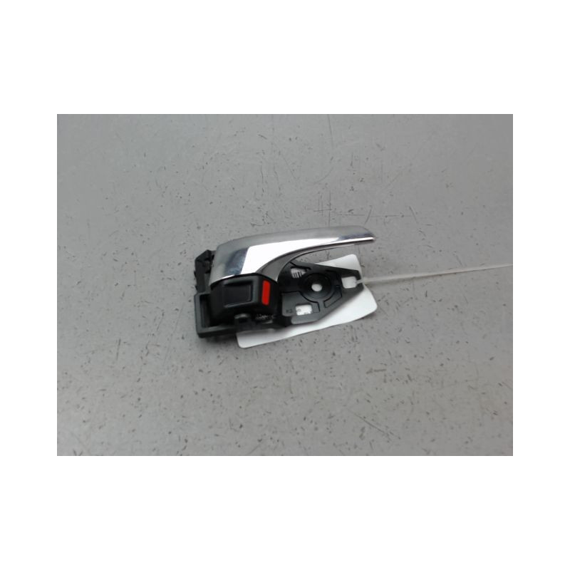 POIGNEE INTERIEURE PORTE AVANT DROIT TOYOTA RAV4 2003-