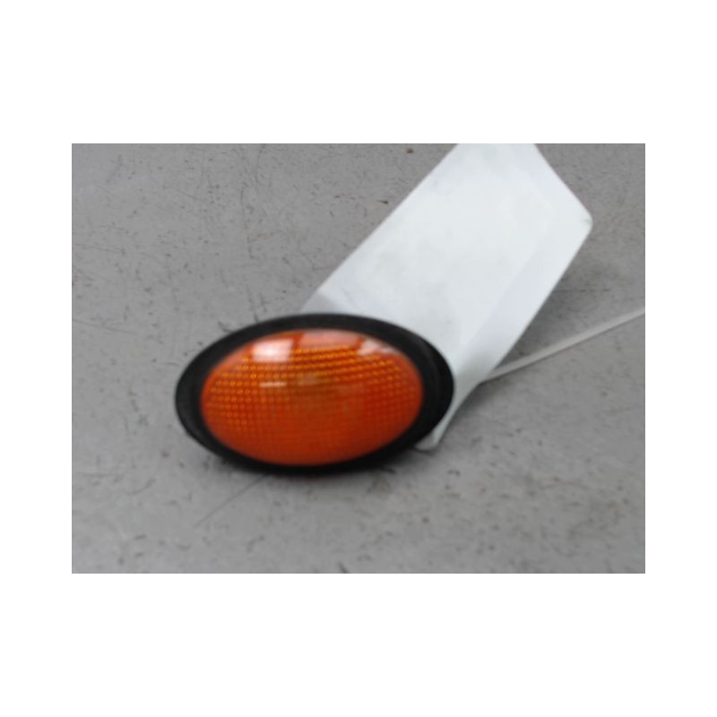 REPETITEUR AILE GAUCHE FORD FIESTA IV Phase 2 1999-2002