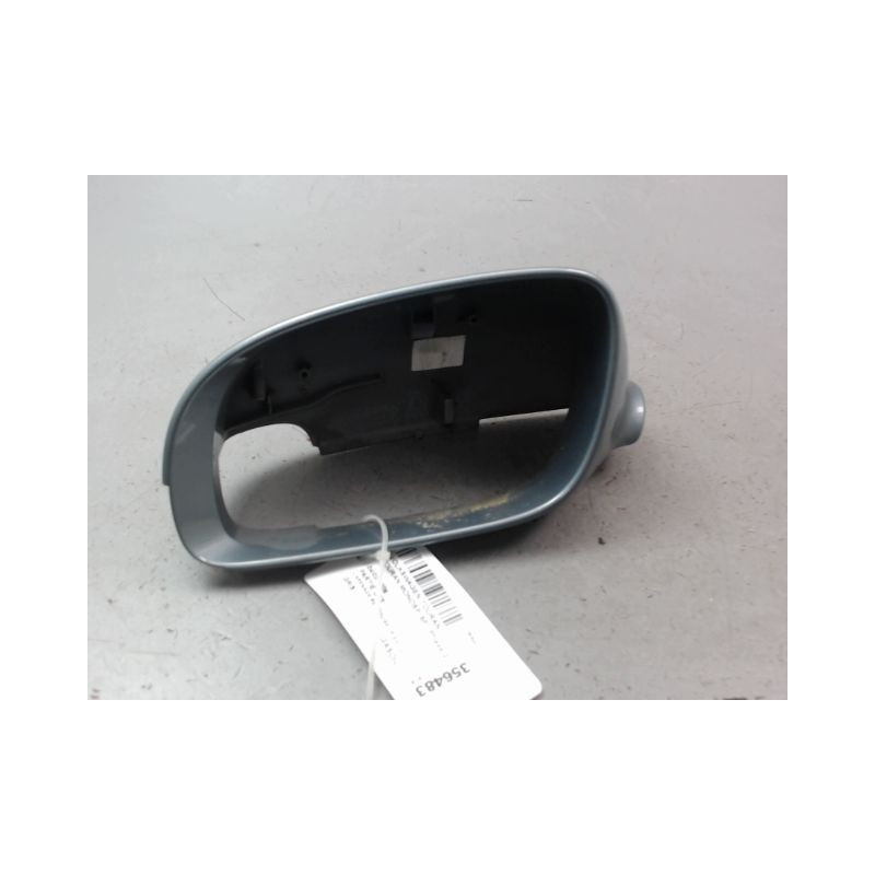 CARENAGE RETROVISEUR EXTERIEUR GAUCHE VOLKSWAGEN TOURAN MONOSP. I Phase 2 (1T) 2006-2010