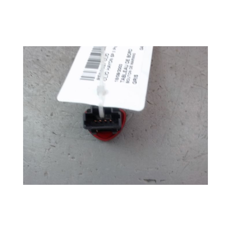 BOUTON DE WARNING RENAULT CLIO II Phase 2 2001-2006