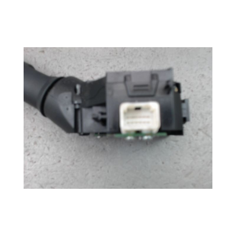 COMMANDE ECLAIRAGE MAZDA 2 II Phase 1 2007-2011