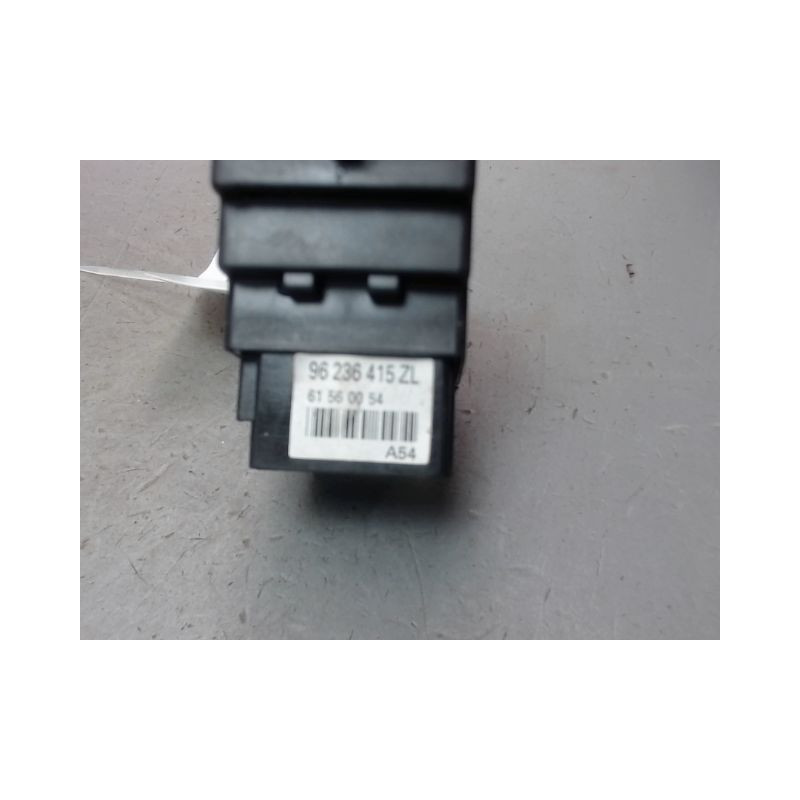 COMMANDE ECLAIRAGE PEUGEOT 106 Phase 2 1996-2003