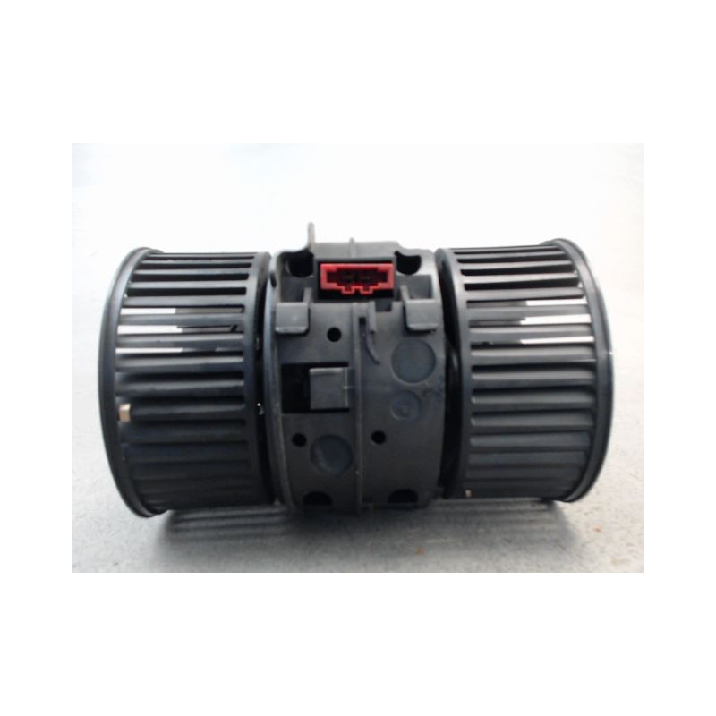 MOTEUR VENTILATEUR CHAUFFAGE RENAULT MEGANE