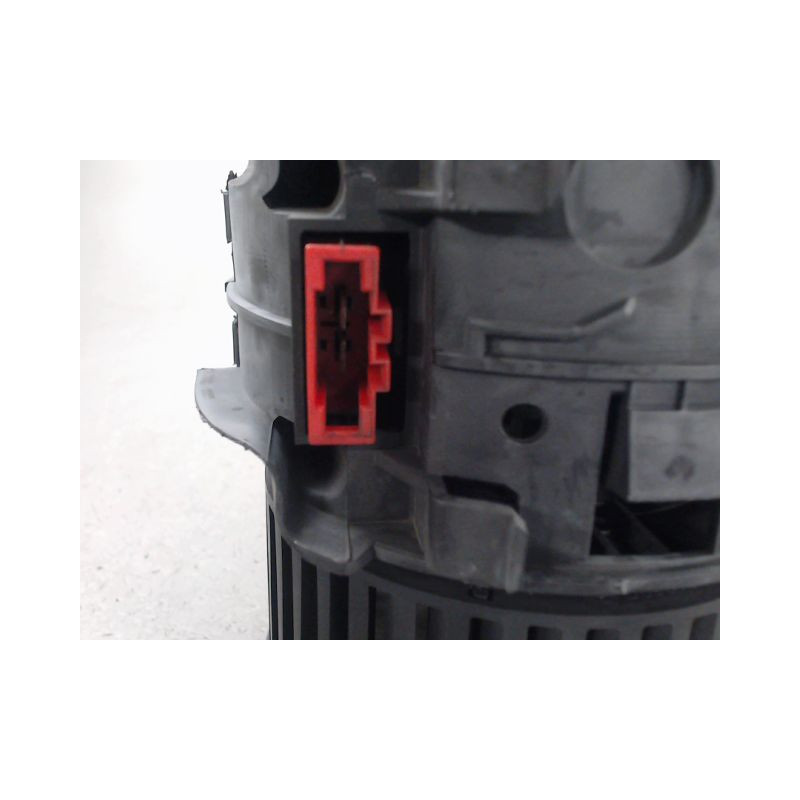 MOTEUR VENTILATEUR CHAUFFAGE RENAULT MEGANE