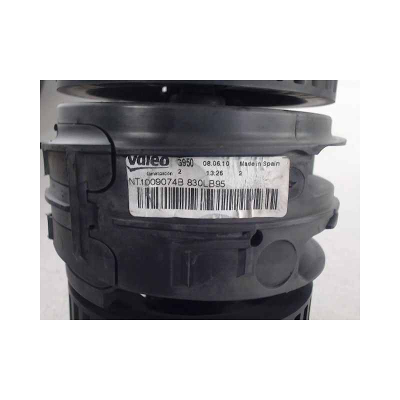 MOTEUR VENTILATEUR CHAUFFAGE RENAULT MEGANE