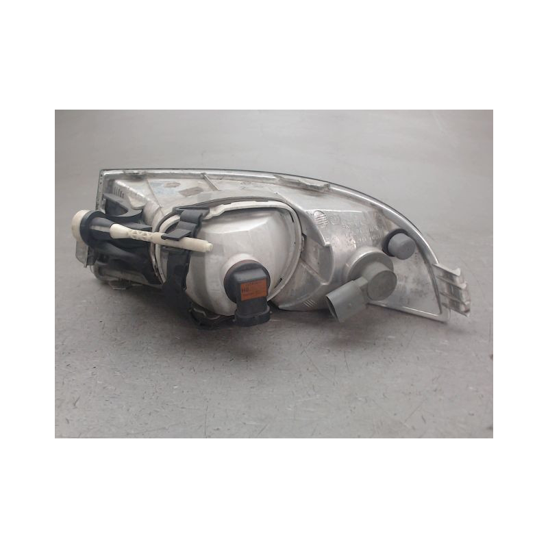 PHARE ANTIBROUILLARD AVANT DROIT SKODA OCTAVIA