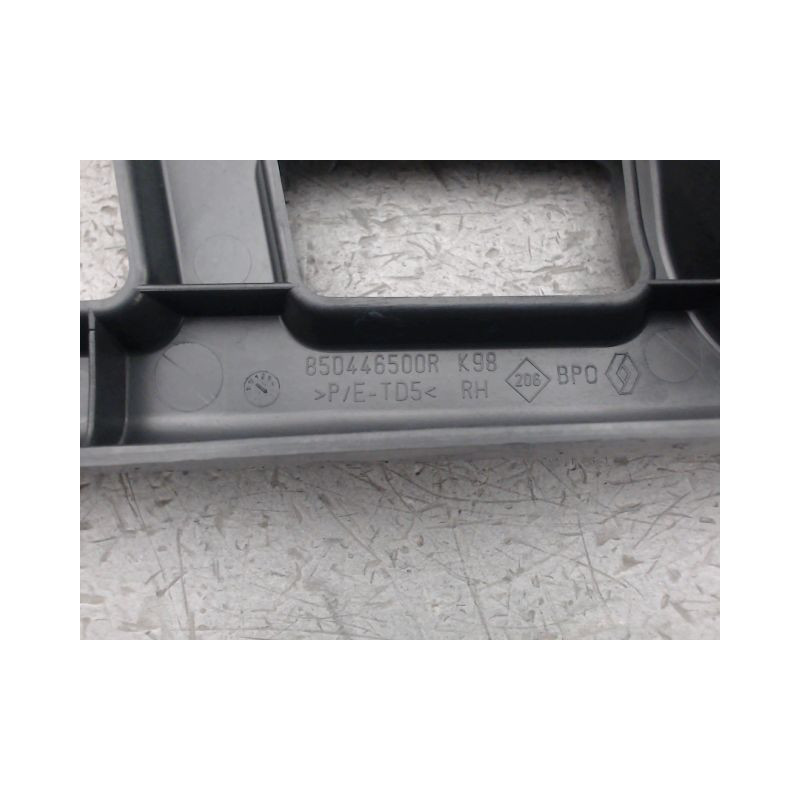 SUPPORT PARE-CHOC ARD RENAULT CLIO