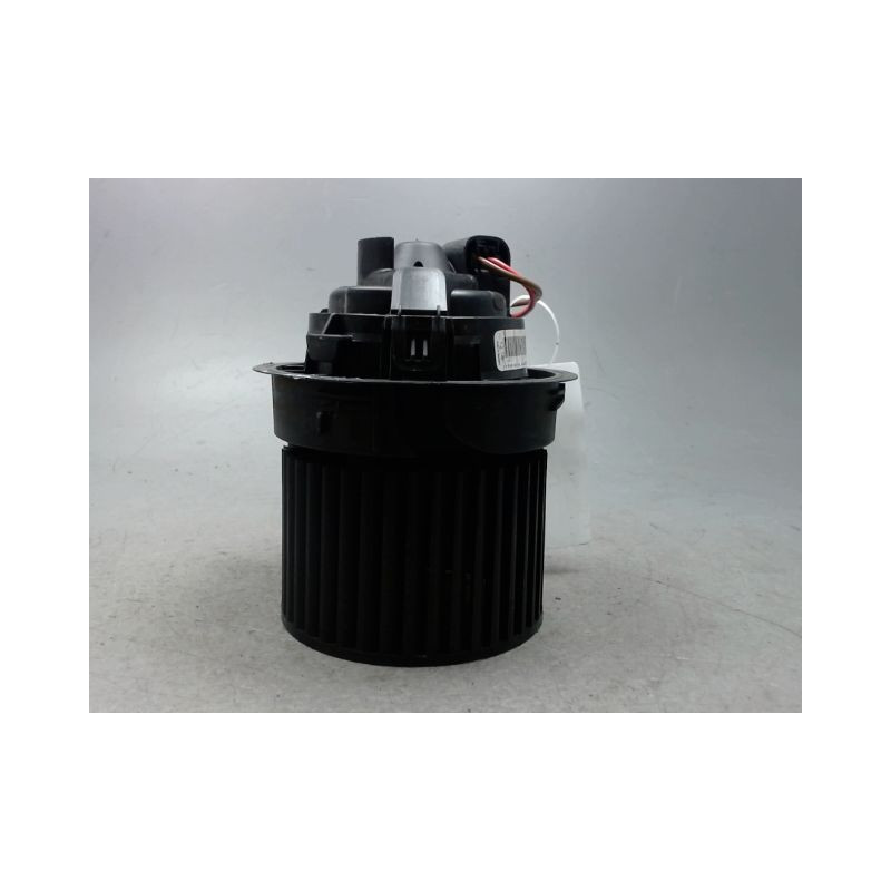 MOTEUR VENTILATEUR CHAUFFAGE DACIA SANDERO